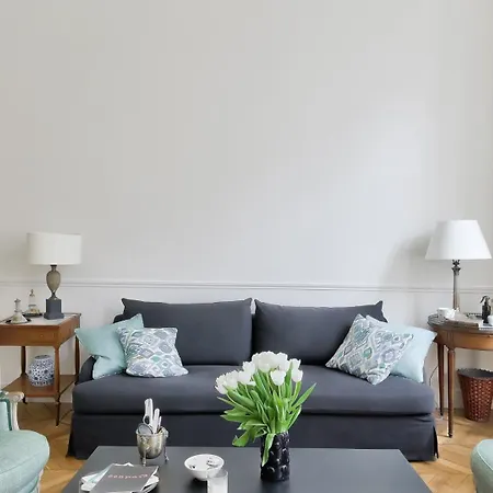 Luxurious Getaway Just Steps From Place Vendome Appartamento *